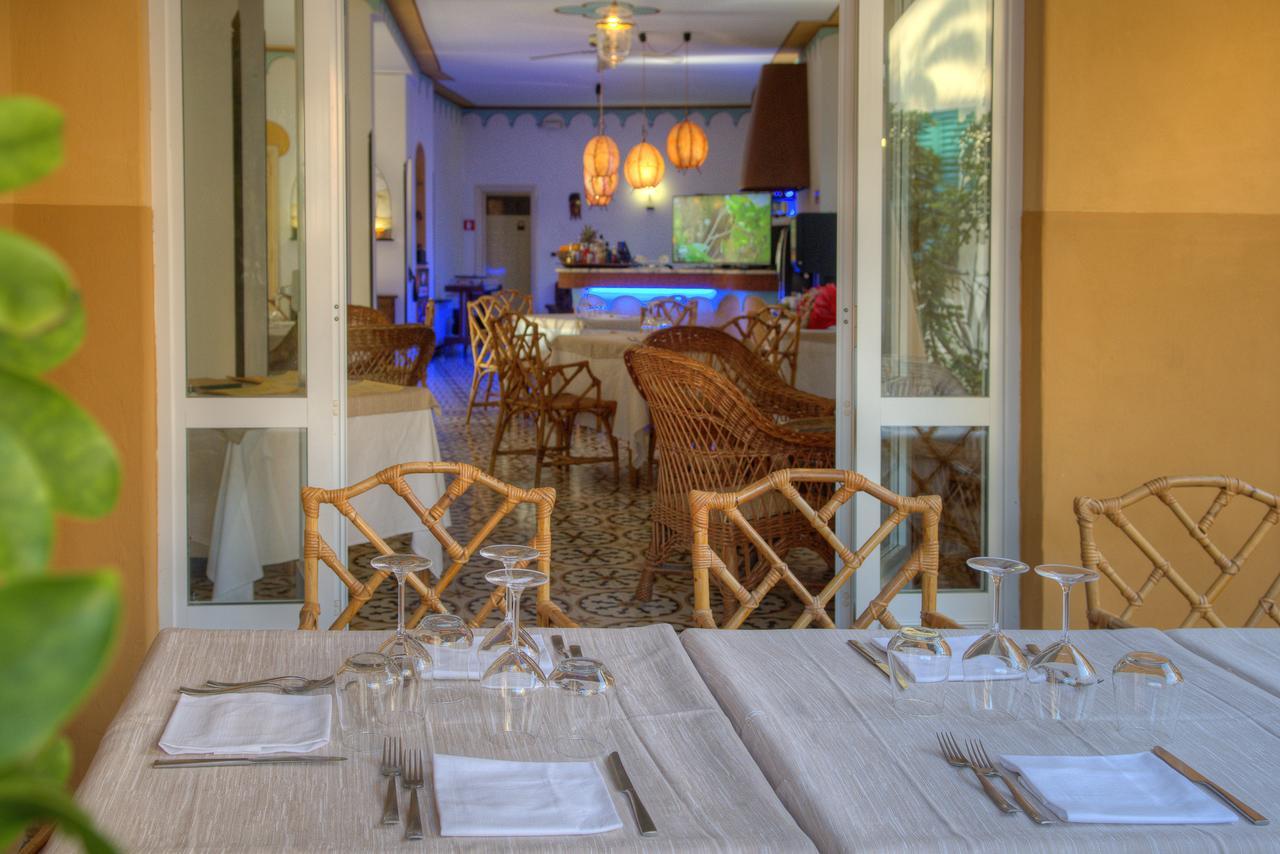 Hotel Arabesque فاريغوتي المظهر الخارجي الصورة