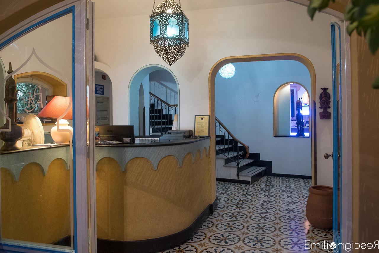 Hotel Arabesque فاريغوتي المظهر الخارجي الصورة