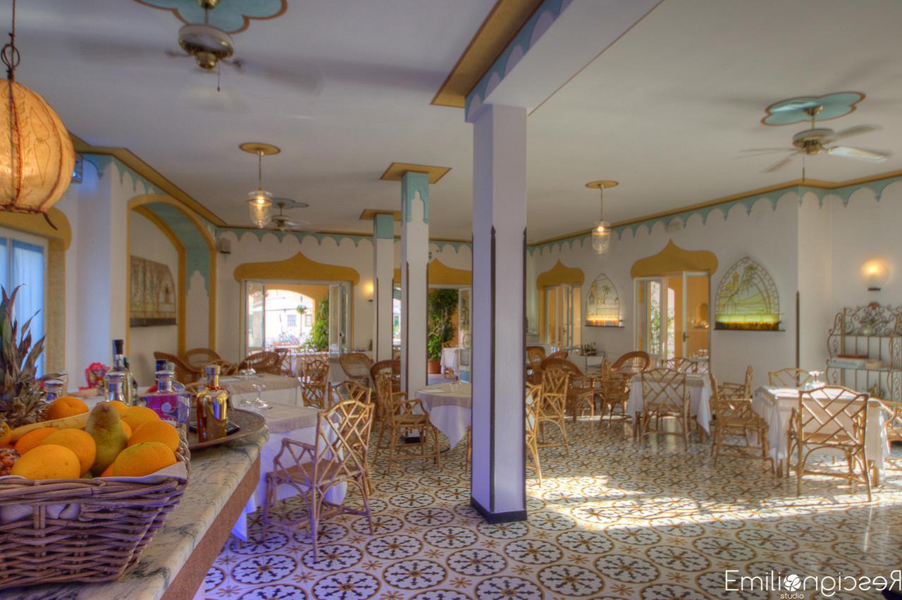 Hotel Arabesque فاريغوتي المظهر الخارجي الصورة