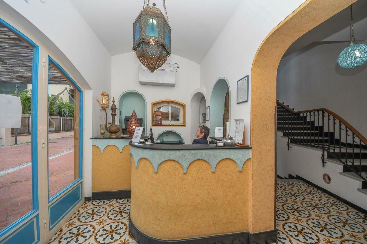 Hotel Arabesque فاريغوتي المظهر الخارجي الصورة